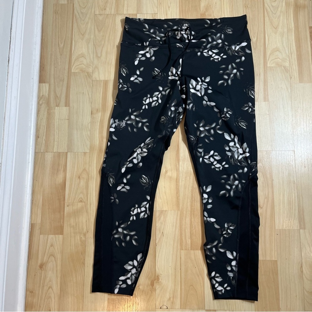 Under Armour Women's‎ Compression  Mid Rise Ankle Leggings Size Large